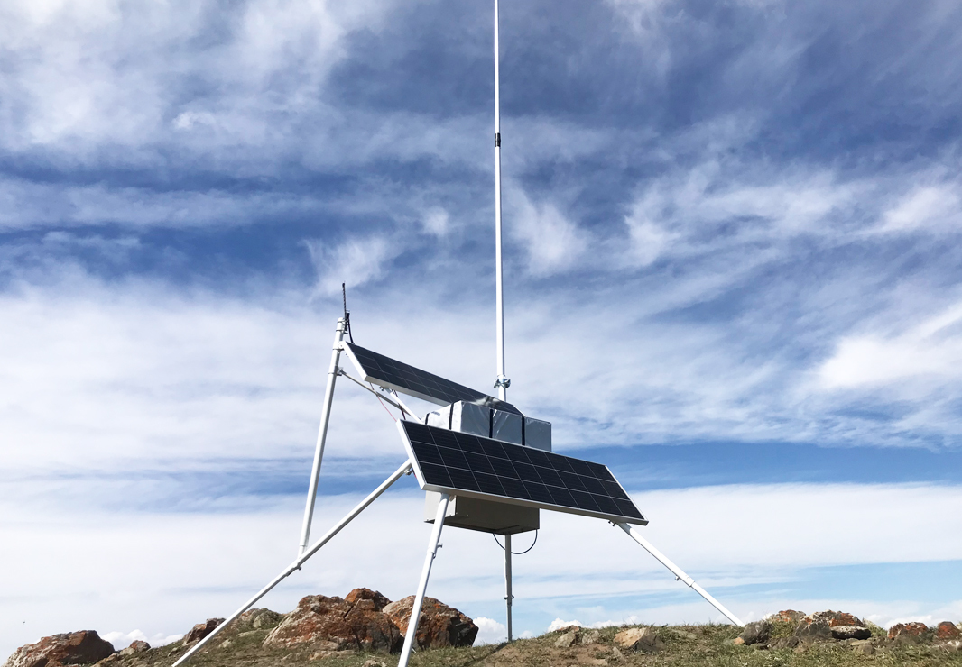 সর্বশেষ কোম্পানি ব্লগ সম্পর্কে MANET রেডিও বনাম DMR রেডিও